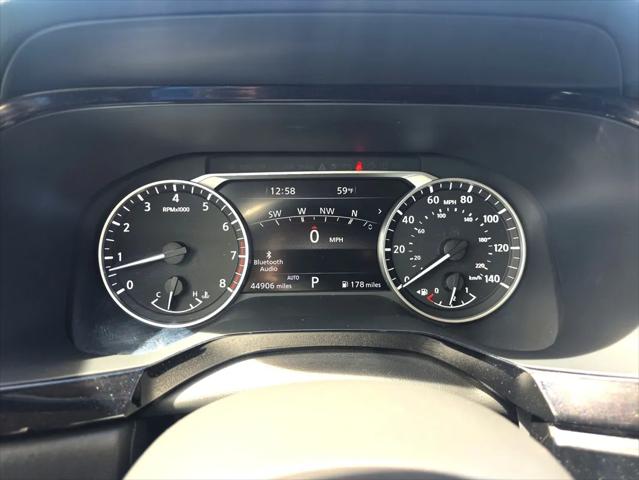 2023 Nissan Pathfinder SL 4WD