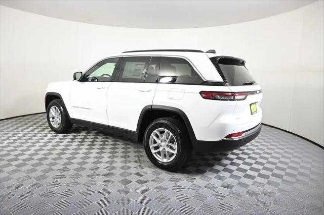 2026 Jeep Grand Cherokee Laredo 4x4