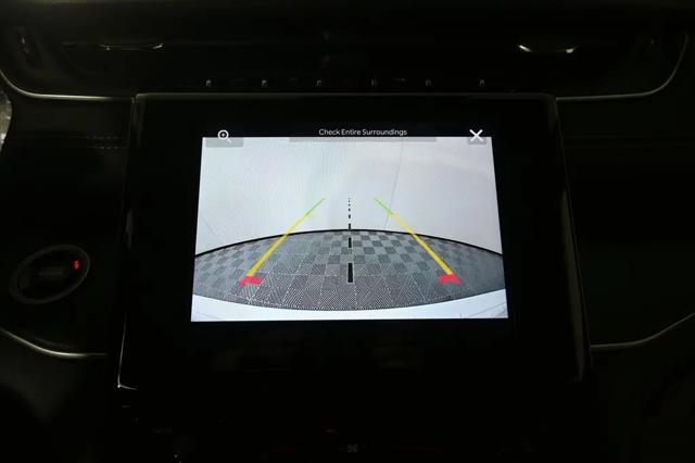 2026 Jeep Grand Cherokee Laredo 4x4