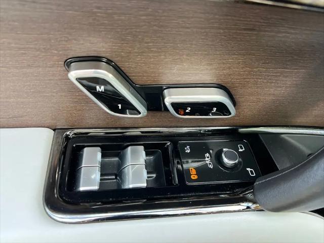 2023 Land Rover Range Rover Sport SE