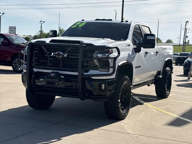 2024 Chevrolet Silverado 2500HD 4WD Crew Cab Standard Bed ZR2