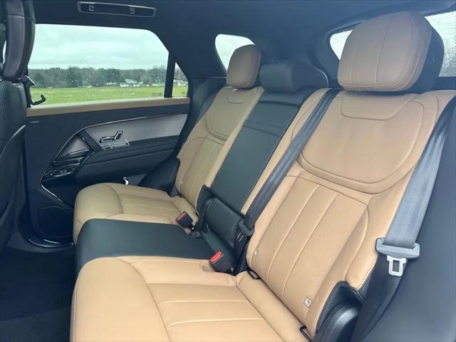2026 Land Rover Range Rover Sport P400 Dynamic SE
