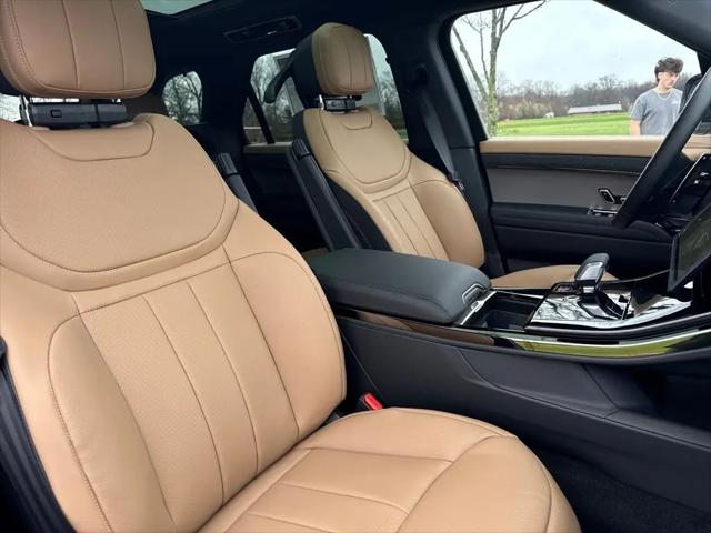 2026 Land Rover Range Rover Sport P400 Dynamic SE