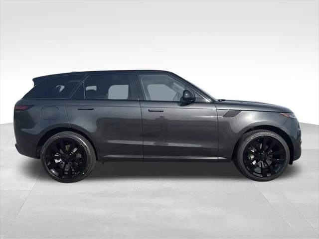 2026 Land Rover Range Rover Sport P360 SE