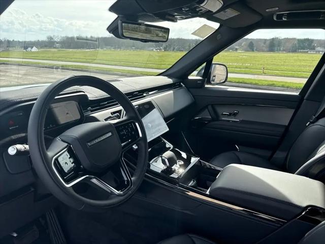 2026 Land Rover Range Rover Sport P360 SE