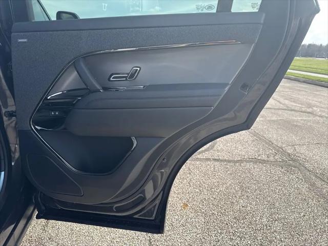 2026 Land Rover Range Rover Sport P360 SE