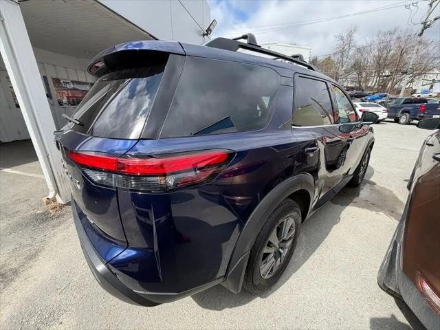 2024 Nissan Pathfinder SV 4WD