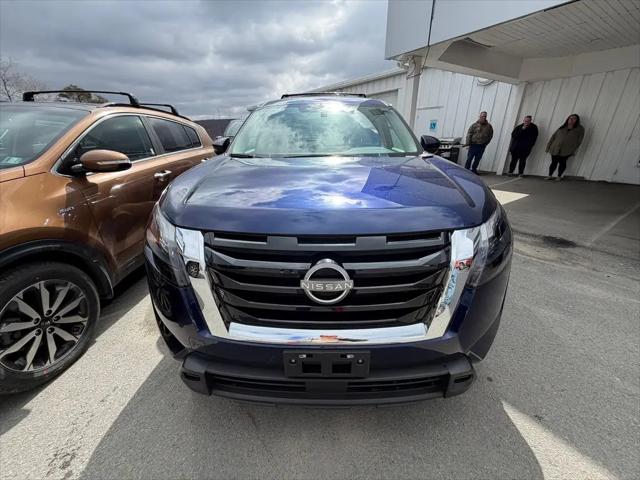 2024 Nissan Pathfinder SV 4WD
