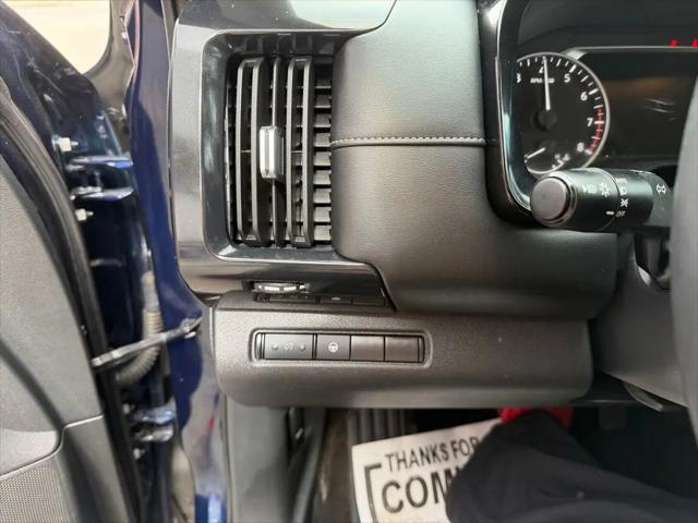 2024 Nissan Pathfinder SV 4WD