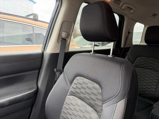 2024 Nissan Pathfinder SV 4WD