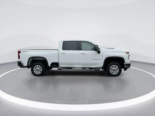 2025 Chevrolet Silverado 2500HD 4WD Crew Cab Standard Bed LT