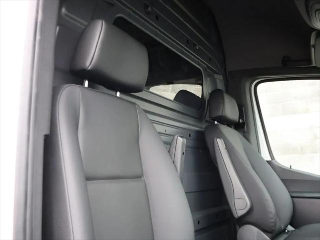 2026 Mercedes-Benz C-CLASS C 300 C 300