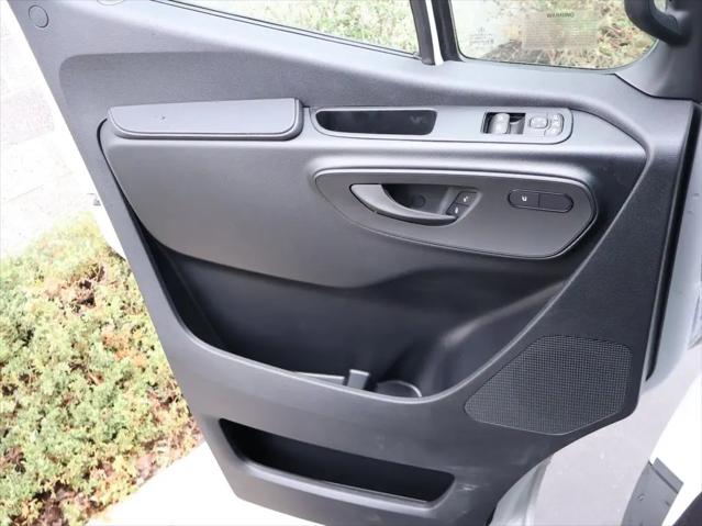 2026 Mercedes-Benz C-CLASS C 300 C 300