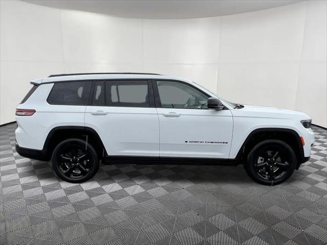 2023 Jeep Grand Cherokee L Altitude 4x4