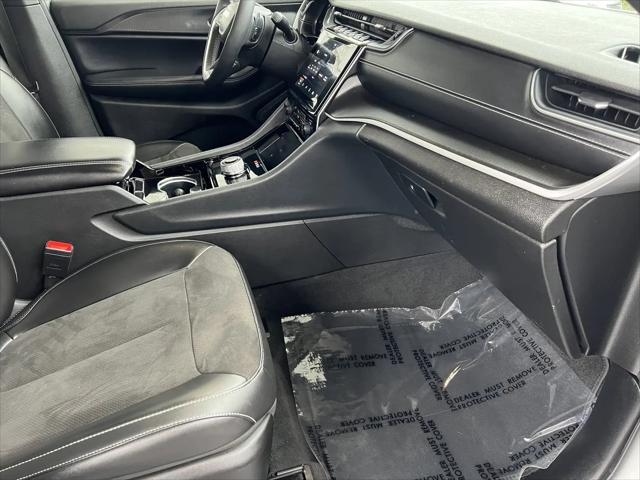 2023 Jeep Grand Cherokee L Altitude 4x4