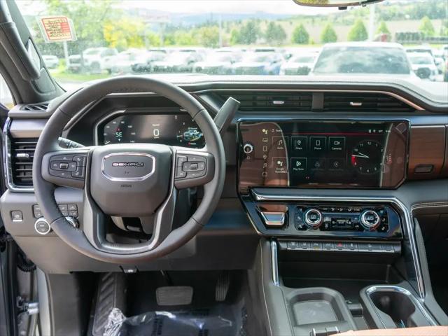 2026 GMC Sierra 2500HD Crew Cab, Standard Bed, Denali Ultimate, 4WD