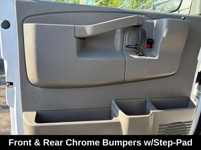2023 Chevrolet Express Passenger RWD 3500 Extended Wheelbase LT