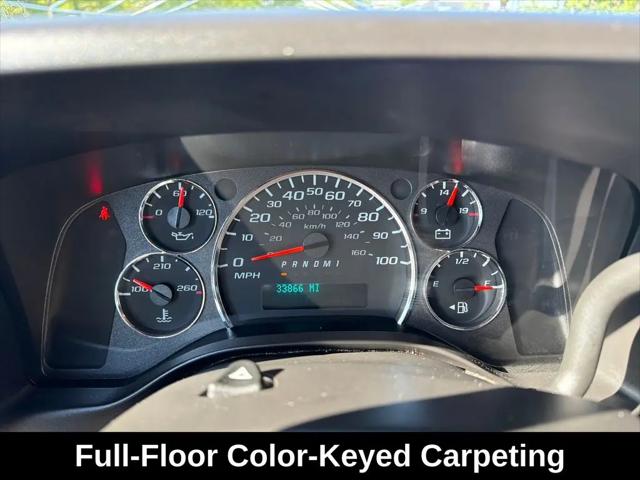 2023 Chevrolet Express Passenger RWD 3500 Extended Wheelbase LT