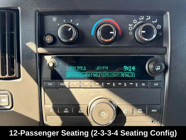2023 Chevrolet Express Passenger RWD 3500 Extended Wheelbase LT