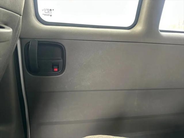 2023 Chevrolet Express Passenger RWD 3500 Extended Wheelbase LT