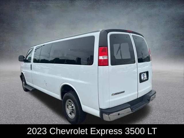 2023 Chevrolet Express Passenger RWD 3500 Extended Wheelbase LT