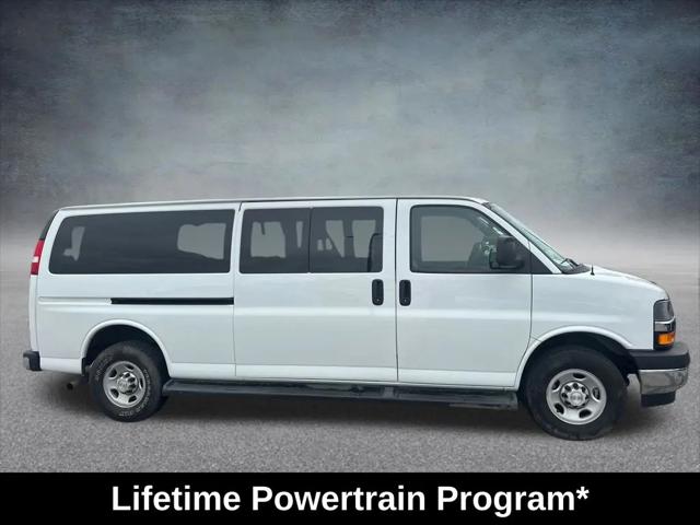 2023 Chevrolet Express Passenger RWD 3500 Extended Wheelbase LT