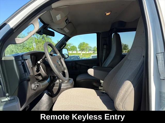 2023 Chevrolet Express Passenger RWD 3500 Extended Wheelbase LT