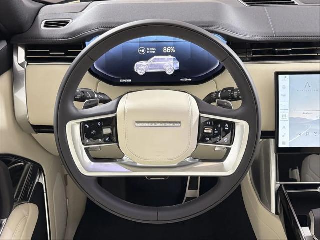 2026 Land Rover Range Rover P550e SE