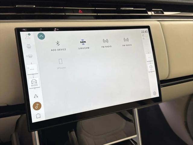 2026 Land Rover Range Rover P550e SE