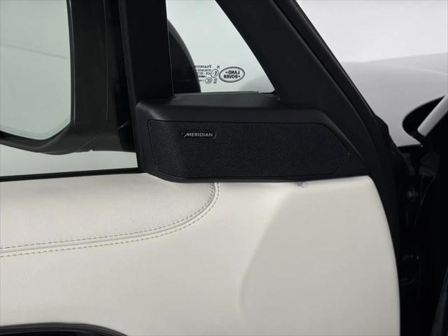 2026 Land Rover Range Rover P550e SE
