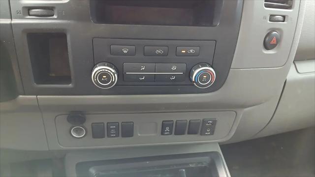 2019 Nissan 2500 SV V6