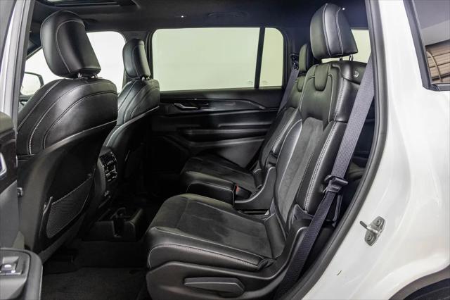 2023 Jeep Grand Cherokee L Altitude 4x4