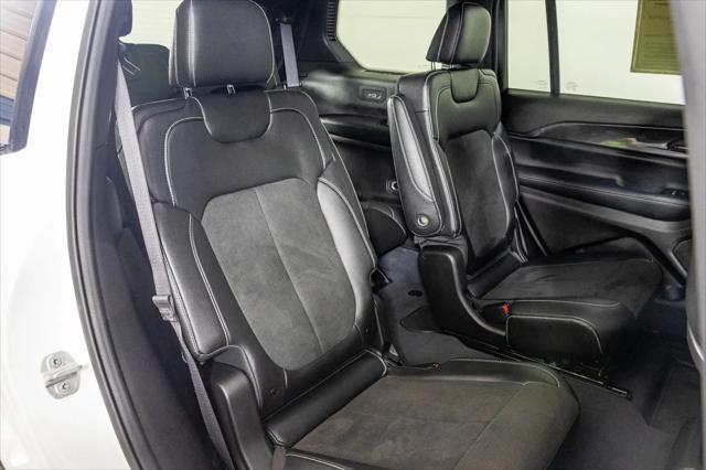 2023 Jeep Grand Cherokee L Altitude 4x4
