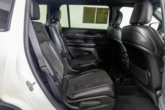 2023 Jeep Grand Cherokee L Altitude 4x4