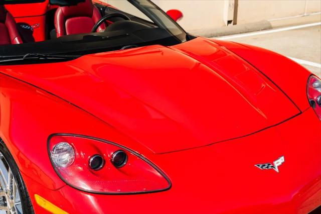 2005 Chevrolet Corvette Base