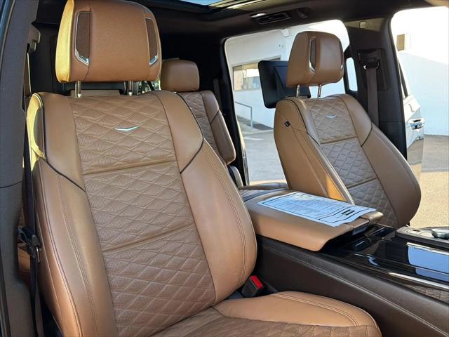 2024 Cadillac Escalade ESV 4WD Premium Luxury