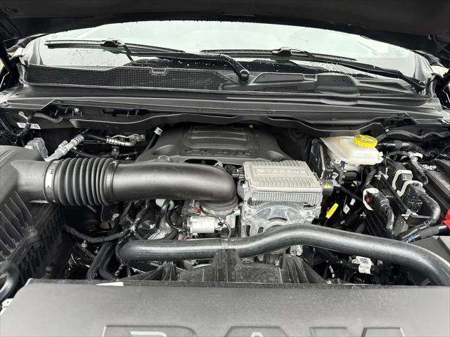 2026 Ram 1500 Express Crew Cab 4x4 5'7" Box