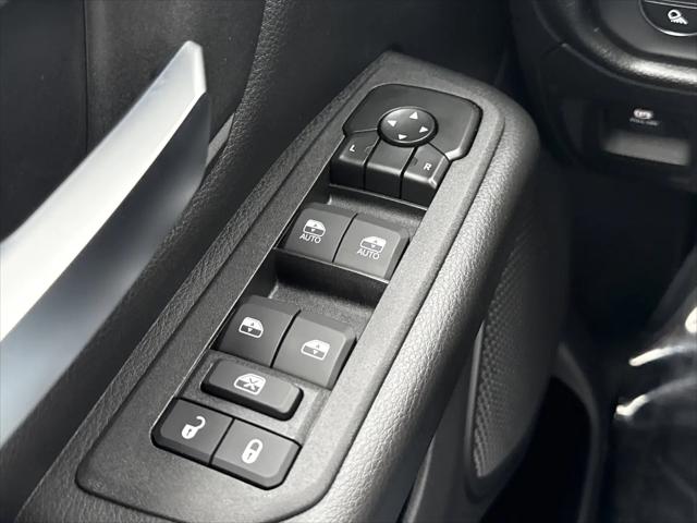 2026 Ram 1500 Express Crew Cab 4x4 5'7" Box