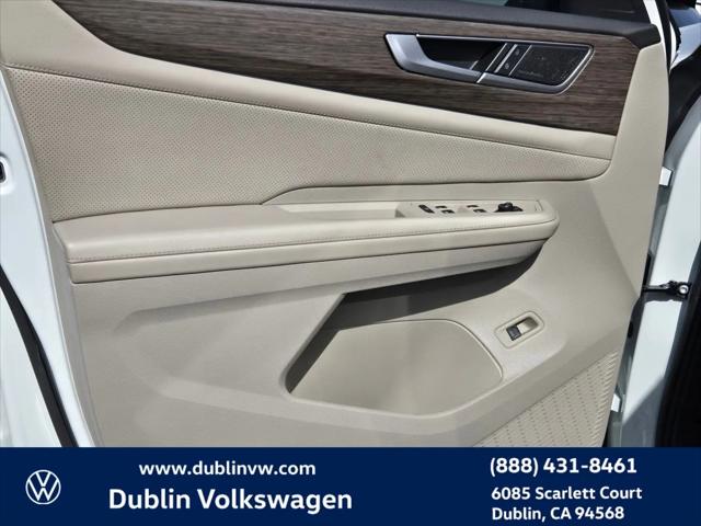 2024 Volkswagen Atlas 2.0T SEL Premium R-Line