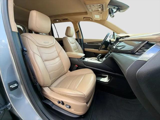 2023 Cadillac XT6 FWD Premium Luxury