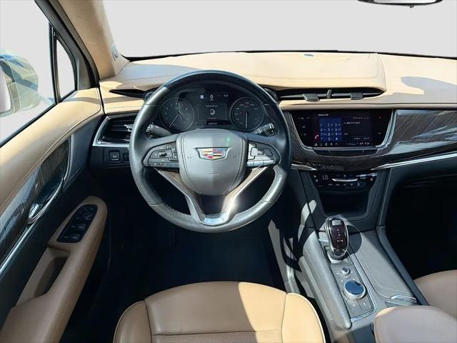 2023 Cadillac XT6 FWD Premium Luxury