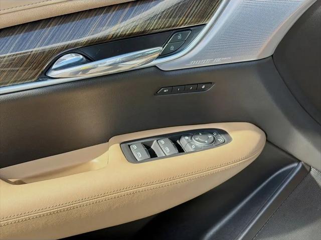 2023 Cadillac XT6 FWD Premium Luxury