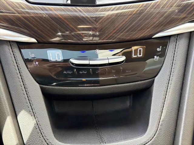 2023 Cadillac XT6 FWD Premium Luxury