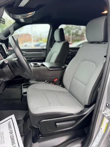 2022 Ram 1500 Big Horn Crew Cab 4x4 5'7" Box