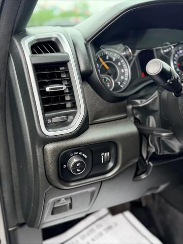2022 Ram 1500 Big Horn Crew Cab 4x4 5'7" Box