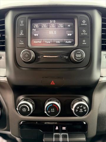 2022 Ram 1500 Big Horn Crew Cab 4x4 5'7" Box