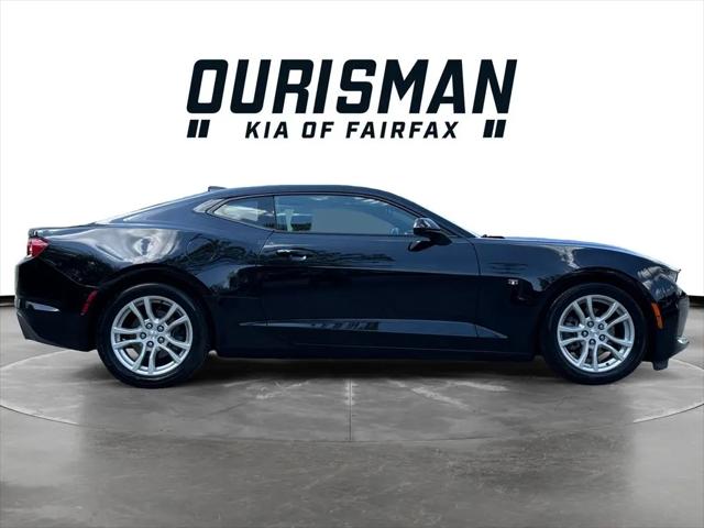 2022 Chevrolet Camaro RWD Coupe 1LS