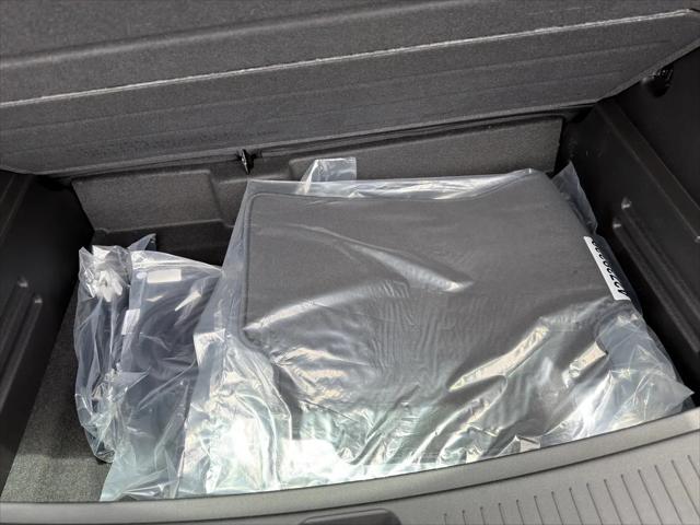 2027 Chevrolet Bolt LT FWD