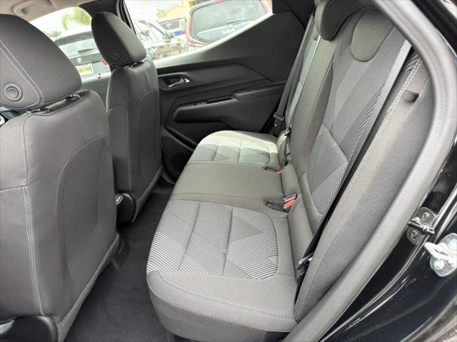 2027 Chevrolet Bolt LT FWD