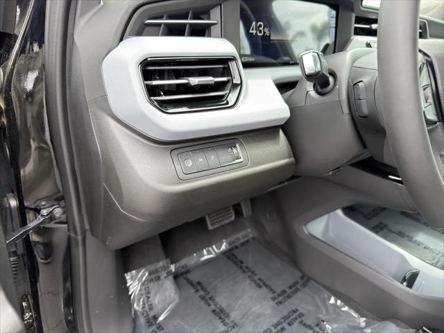 2027 Chevrolet Bolt LT FWD